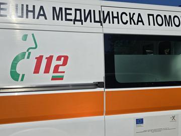 Дете и баща му паднаха от атракцион в Антоново, след като седалката на люлката се скъса