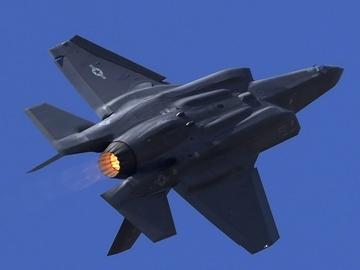 Испания отложи купуването на изтребители F-35 и търси европейски алтернативи