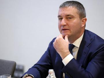 Владислав Горанов се връща в парламента начело на листата на ГЕРБ във Варна