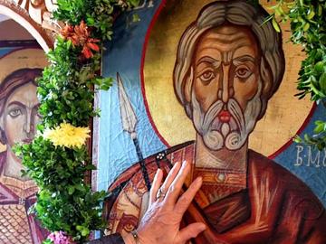 Покровителят на семейството Свети Мина чува молитвите на жените за рожба