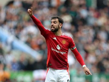 Манчестър Юнайтед влиза в най-тежкия месец без капитана си