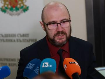Янкулов: Подготвяме предложение за дисциплинарно производство срещу Русинова