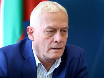 Здравният заместник-министър проф. Петко Салчев подаде оставка