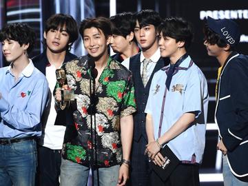 Кей-поп групата BTS оглави класацията на "Билборд" за сингли