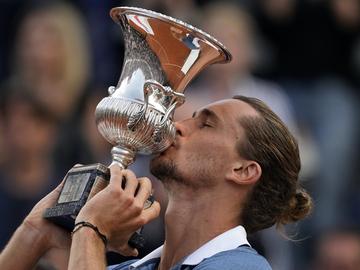 Александър Зверев триумфира с титлата на турнира по тенис от сериите "Мастърс" в Рим