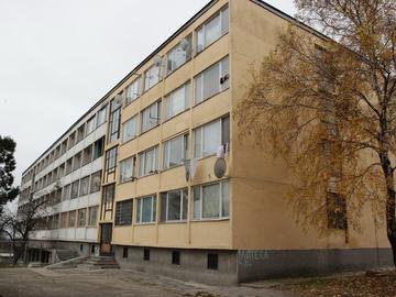 Пламна Кризисният център на ул. „Шуменска комуна“, евакуираха 19, един е в болница
