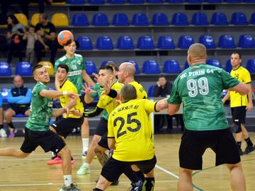 „Шумен 61“ записа пета поредна победа в елитната хандбална група