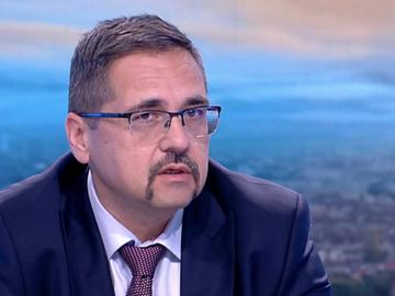 Шефът на Държавния резерв: Запасите от горива за 90 дни са 98% осигурени, но само 50% са у нас
