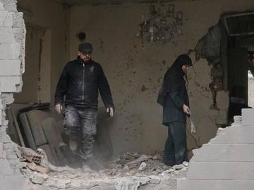 Израелските военни с нова вълна от атаки по Техеран, Иран удря цели в съседните си страни