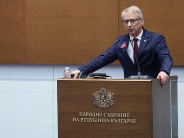 Ако се срути правителството, ще се върнем в ситуацията отпреди девет месеца, заяви премиерът Николай Денков