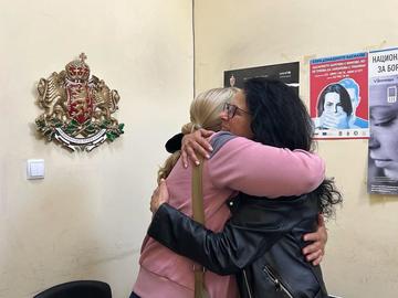 Шуменка намери и предаде в полицията 860 евро, изгубени в Тракийския