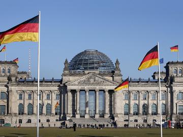 Нов закон, улесняващ придобиването на германско гражданство, влиза в сила от днес