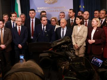 ПП-ДБ няма да участва в каквото и да е преконфигуриране в това НС, искат избори