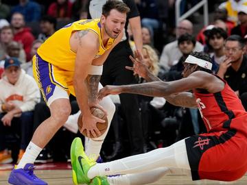 Лейкърс взе шеста поредна победа, воден от словенския лидер  Лука Дончич