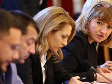 Правната комисия отказа да гледа предложението на Пеевски за закриване на КПК
