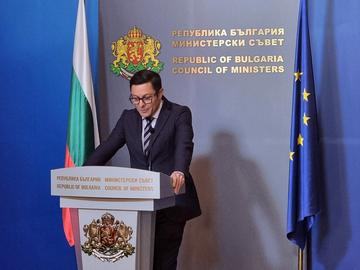 Кабинетът обяви две дружества на "Лукойл" за обекти от националната сигурност