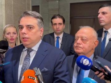 ПП-ДБ обвини управляващите в шикалкавене: Или изтеглят бюджета, или ще има нови протести