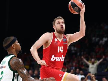 22 точки на Везенков не спряха устрема на Барселона