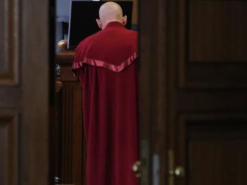 ВСС даде по 2832 евро на всеки магистрат за облекло