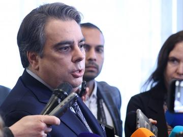 Асен Василев: ПП-ДБ с ГЕРБ и Румен Радев - категорично не, ако той иска, да ни подкрепи