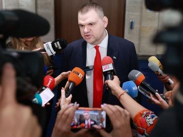 Пеевски: Със същия пролетарски плам Демерджиев да разследва и данните за корупция в ПБ