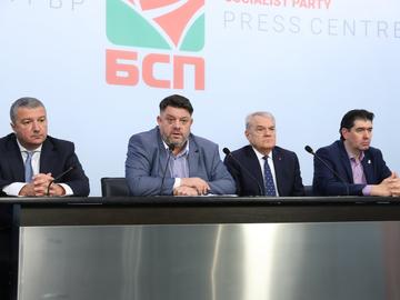 "Не разбрахме защо ГЕРБ ни се сърдят": БСП готови на преговори за смени на министри и Киселова