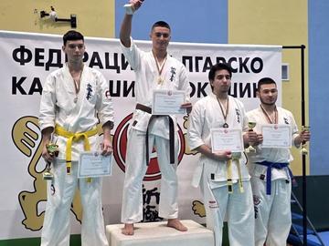 Шампионска титла и още 9 медала за шуменци от първенството по карате шинкиокушинкай