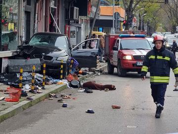 Шофьор помете пешеходци на тротоар в центъра на Варна, има загинали