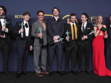 "Опенхаймер" и индианката Лили Гладстоун триумфираха на наградите на Гилдията на актьорите в САЩ