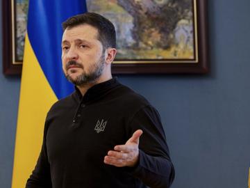 Зеленски обяви разговорите в Лондон за продуктивни, а мирния план - за оформен