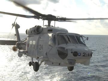 Два хеликоптера на японските сили за самоотбрана са се разбили в морето