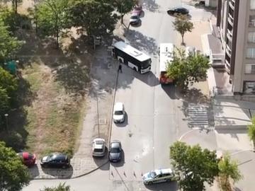 Два градски автобуса се удариха челно в Пловдив, има ранени