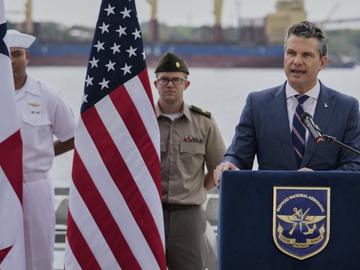 Военният министър на САЩ опитал да инвестира милиони в отбранителни компании, преди да ударят Иран