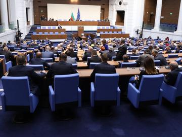 "Маркет Линкс" финално: 140 мандата за Радев. "Възраждане" аут, ПП-ДБ пред ГЕРБ