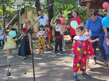 Пъстър празник събра деца и възрастни на Шуменското плато