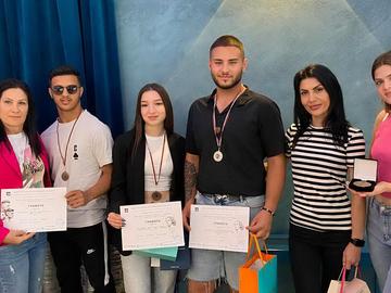 Призови места за шуменските ученици в националното състезание „Най-добър млад фризьор и гримьор“