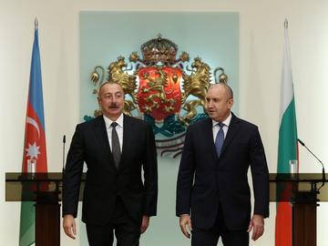 Президентите Румен Радев и Илхам Алиев ще подпишат в Баку декларация за укрепване на стратегическото партньорство между България и Азербайджан