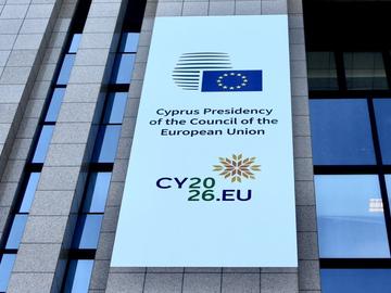 След месеци на блокаж: ЕС одобри заема от 90 млрд. евро за Украйна и нови санкции срещу Русия