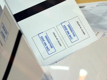 Установиха несъответствия при хартиените бюлетини за Шумен