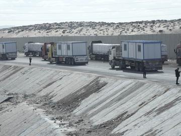 Израел отвори граничния пункт "Рафах", но само за пешеходци