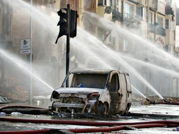 Голям пожар избухна в центъра на Лондон