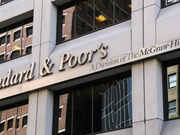 Standard&Poor’s и Fitch повишиха извънредно кредитния рейтинг на България