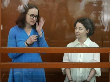 Руски съд осъди на 6 г. затвор режисьорка и драматуржка, обвинени в оправдаване на тероризма