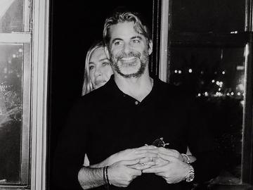 Заради новата си връзка Дженифър Анистън обмисля да осинови дете