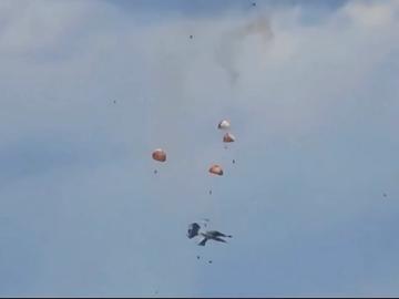 Военни самолети се сблъскаха във въздуха по време на авиошоу