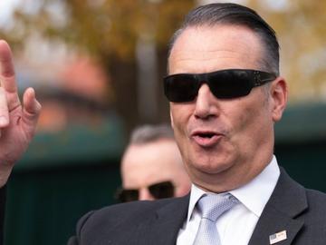 Шефът на ICE Тод Лайънс подава оставка след мащабни депортации и масови протести