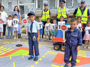 Шуменската полиция с инициативи за Деня на безопасността на движение по пътищата 29 юни