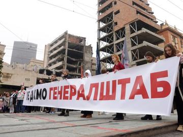 В Белград протестираха срещу проект на зетя на Тръмп