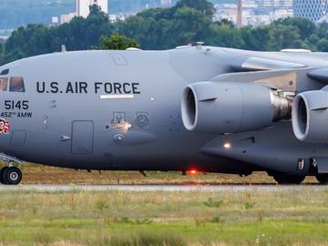 Военнотранспортен C-17 на САЩ кацна в София дни след напускането на цистерните