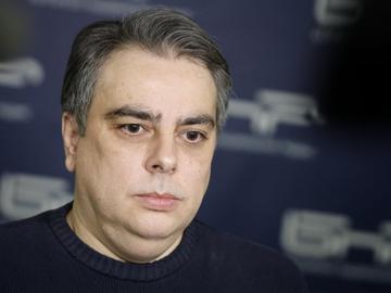 Няма преговори: Асен Василев не е говорил с Румен Радев от 2022 г.